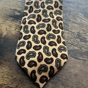 FENDI Made in Italy Paisley Print All Silk Tie